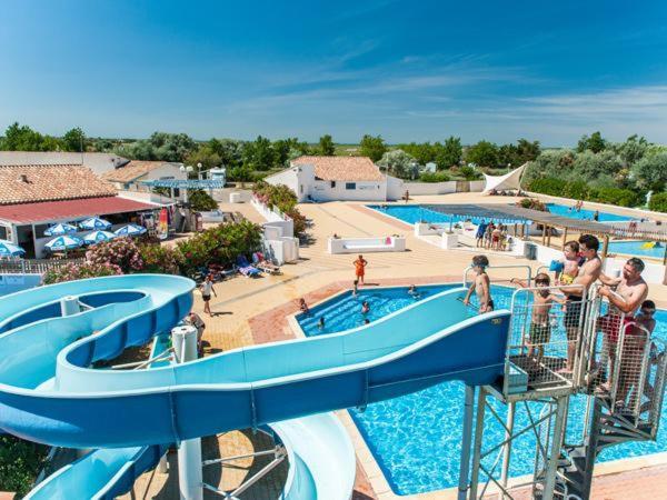 Camping La Brise De Camargue Сен Мари де ла Мер Екстериор снимка